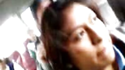 Gaiters मध्ये आले तिच्या नवीन घोडेस्वार सक्रियपणे fucked होते.